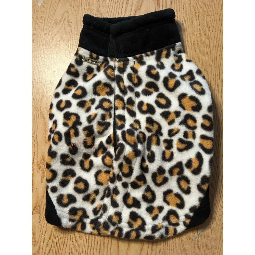 New Animal print Doggie 🐶 Fleece Jacket size Medium 14”Length 10.5” Waist